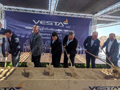 Participa gobierno en la colocación de la primera Piedra de Vesta Park