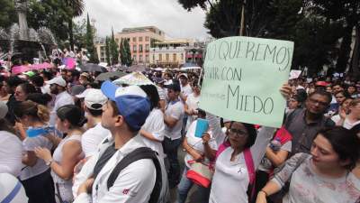 Marchan en Puebla por asesinato de Mara Fernanda