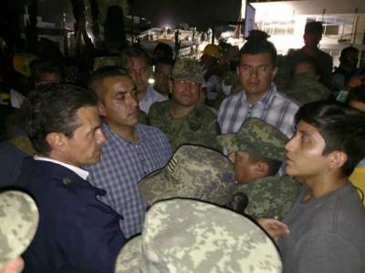 Peña Nieto supervisa acciones de auxilio tras sismo