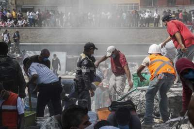  Sube a 293 la cifra de muertes por el sismo: Protección Civil