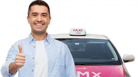Taxis en CDMX cambian los taxímetros por tabletas