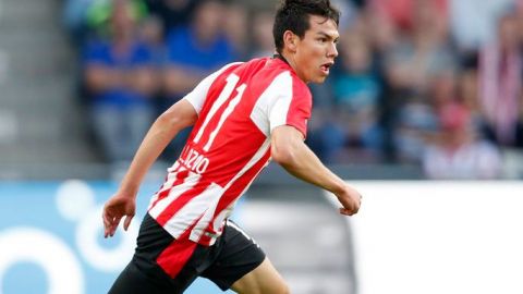 Chucky Lozano no jugó en goleada del PSV
