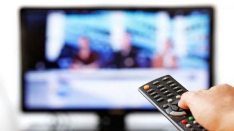Precios de TV de paga y por internet podrían subir por el dólar