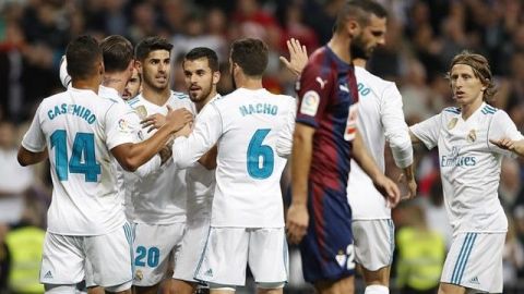 Real Madrid venció al Eibar y sigue a cinco puntos del Barça