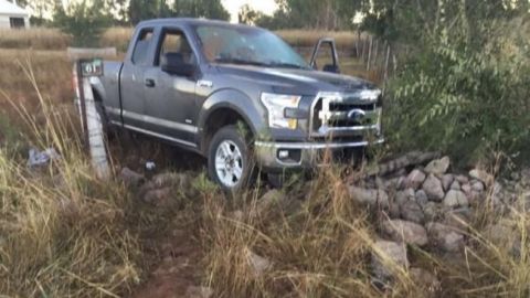 Hallan a tres menonitas muertos dentro de una camioneta en Chihuahua