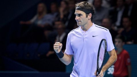 Federer recupera el dominio en Basilea