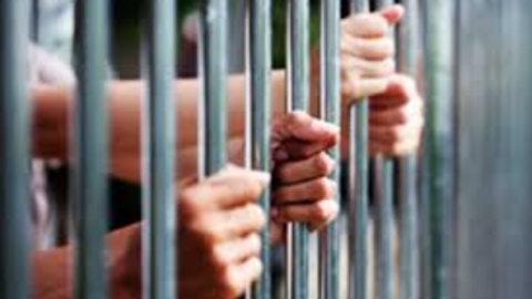 Emiten segunda recomendación a CNS por casos de tortura en penales