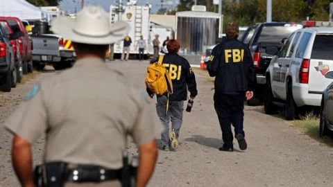 Policía descarta el móvil racial, religioso o terrorista en matanza de Texas