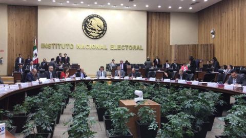 Amplía INE plazo para captar firmas pro independientes