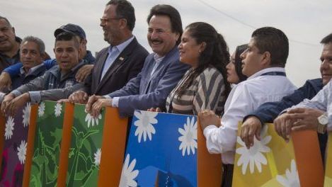 Inauguran Letras Monumentales  de Tijuana en la Zona Este