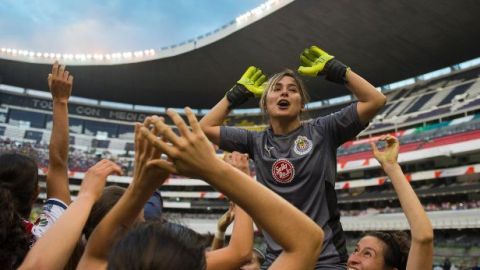 Chivas derrota a América y es el primer finalista de la Liga femenil