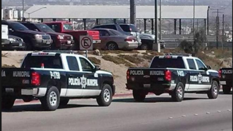 Atacan a policias de Tijuana, muere jefe policiaco en enfrentamiento