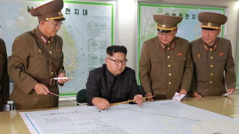 Kim Jong-un dice que las sanciones hace "más fuerte" el espíritu norcoreano