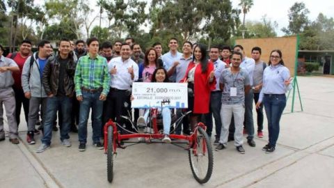 Entrega IMJUV estímulo económico a estudiantes del ITT