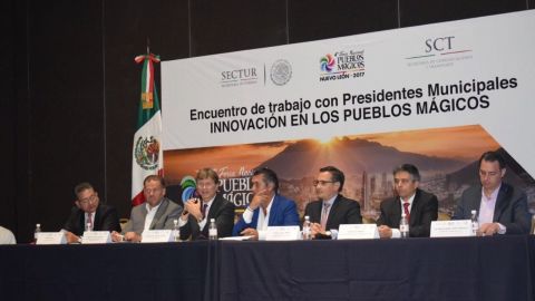 Ayuntamiento de Tecate participa en foro sobre conectividad en pueblo mágico