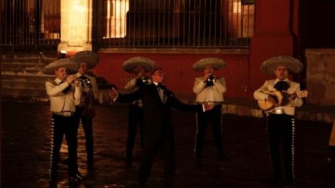 Luis Miguel comparte fotos de la grabación de su nuevo video