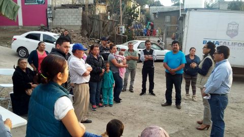 Beneficia gobierno del estado a residentes de colinas de mazatlán