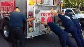 Unidad donada para bomberos 7 meses “varada” en la frontera