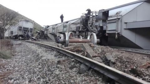 Descarrilan tren en Veracruz para robar mercancía
