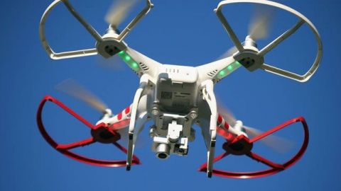 Bajan dron que grababa entrenamiento de Rayados