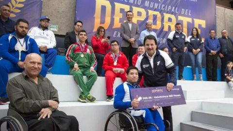 Entrega Alcalde Premio Municipal del Deporte y Excelencia Deportiva 2017
