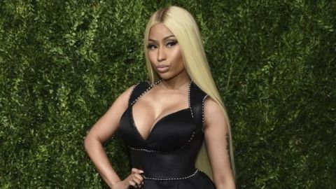 Nicki Minaj se quita el sostén e impacta en Instagram
