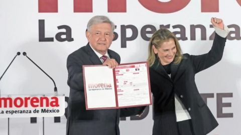 El nuevo AMLO encara 2018 con cambio de imagen