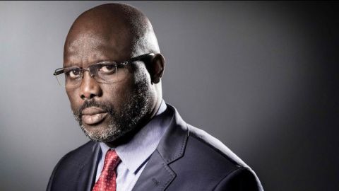 Exfutbolista George Weah es nuevo presidente de Liberia