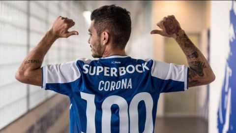 "Tecatito" Corona celebra 100 partidos con Porto