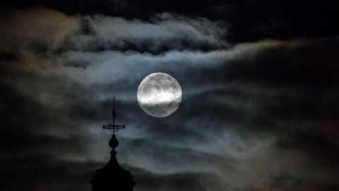 'Full Wolf Moon' la primer SúperLuna del año