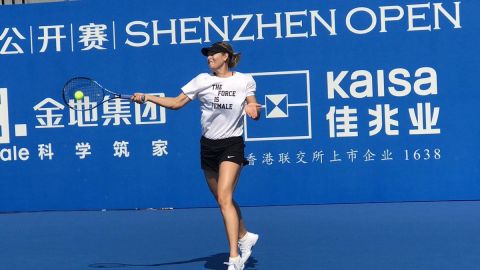 Sharapova y Halep inician 2018 con victorias en Shenzhen