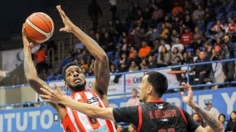 Soles de Mexicali cae ante Toros en dramático partido 76-77