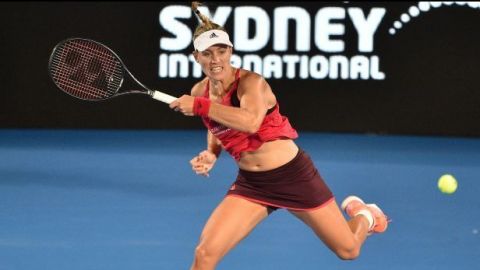 Angelique Kerber vence a Venus Williams en el torneo de Sídney