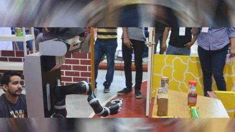 Desarrollan en México robot que aprende habilidades por imitación