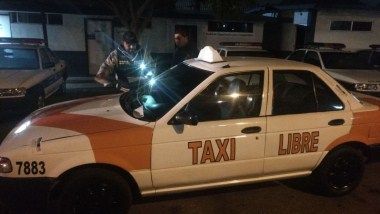 Ponen fuera de circulación  10 taxis libres clonados