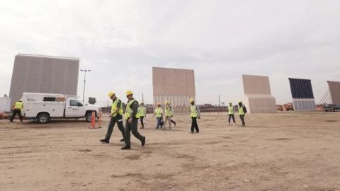 Trump visitará en marzo prototipos de muro con México, según Washington Post