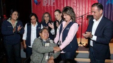 Lleva DIF Tijuana bienestar social a colonos de la Delegación Playas de Tijuana