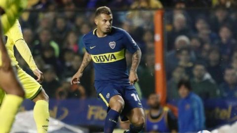 Boca Juniors castiga a Edwin Cardona por agresión a mujeres