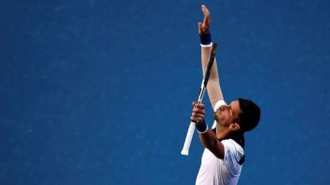 Djokovic avanza en el Abierto de Australia