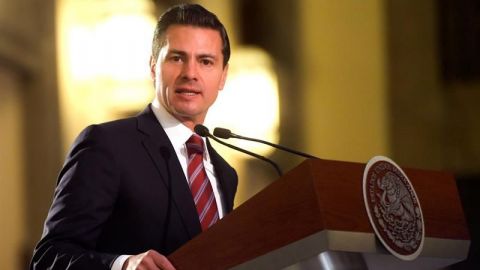 México responde a Trump que no pagará muro y no negociará el TLCAN en redes
