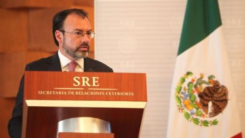 Por soberanía y dignidad México no pagará el muro: Videgaray