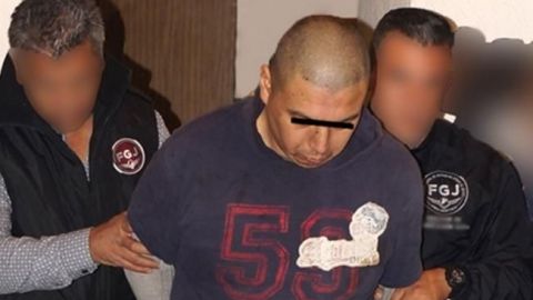 A proceso, ex policía que mató a su esposa e hijas en Tecámac