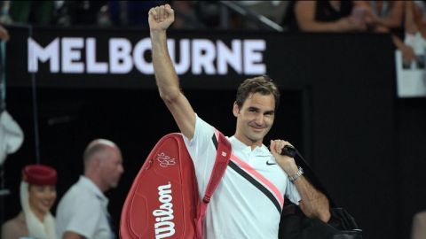 Roger Federer repite en la final tras la retirada de Chung