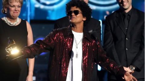 Bruno Mars se lleva la noche de los Grammy 2018