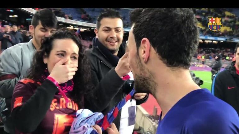 Sergio Busquets Cumple El Sueño De Aficionada Del Barcelona