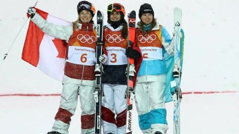 Francia ganó su primer oro en JJ.OO. en prueba femenina de esquí acrobático