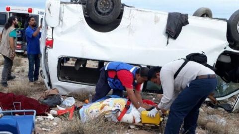 Caravana de "Marichuy" sufre accidente en BCS