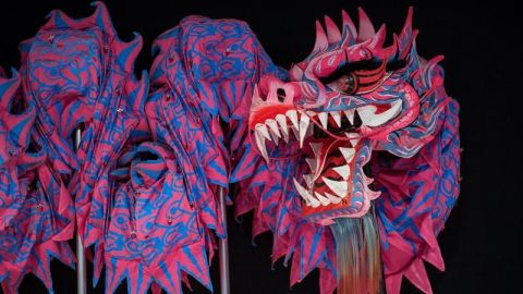 Dragones y leones bailan para recibir el Año Nuevo chino en Chile