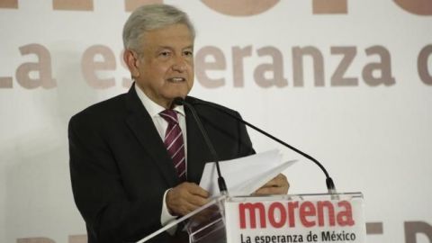 PES elige a López Obrador como su candidato presidencial