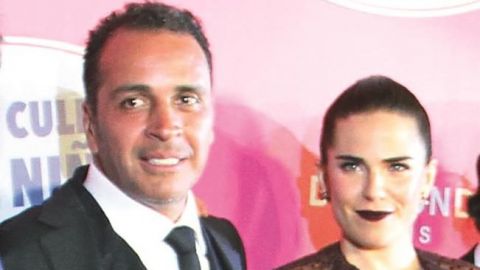 Televisa rompe con director tras denuncia de violación de Karla Souza